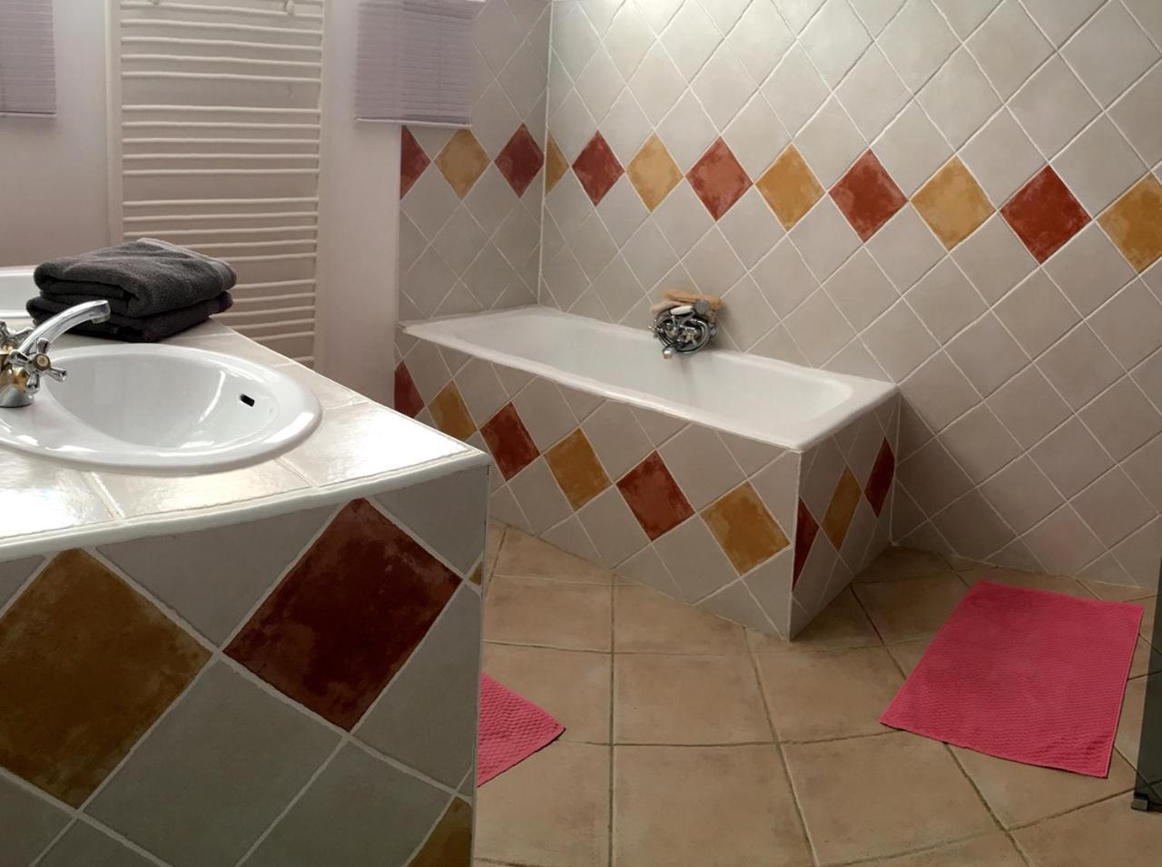 La Cigaline Bed & Breakfast Laure-Minervois Exterior photo